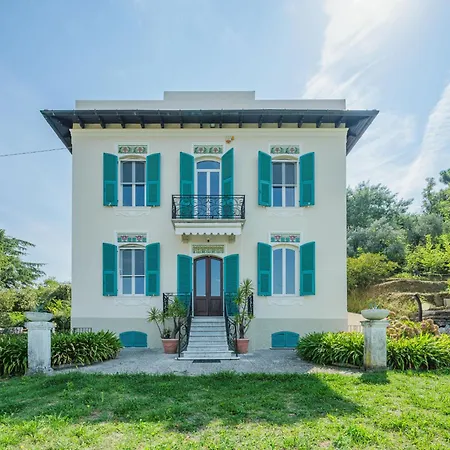 Diana By Interhome * La Spezia